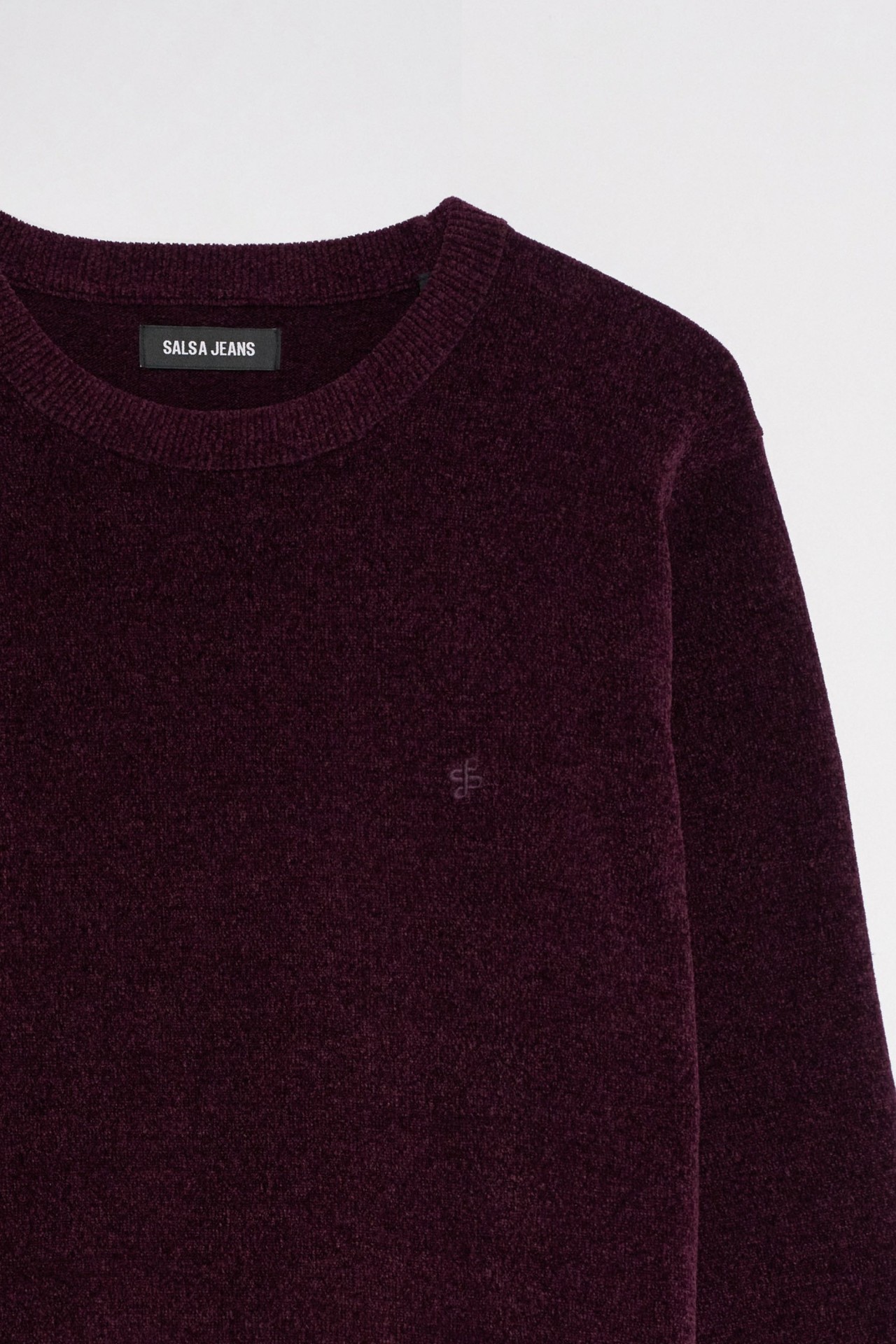 VELVET-EFFECT JUMPER