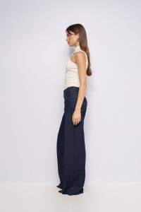 TOP COM APLIQUE MET�LICO
