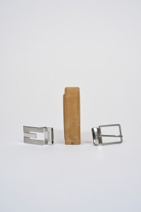 BELT AND TWO BUCKLES GIFT SET