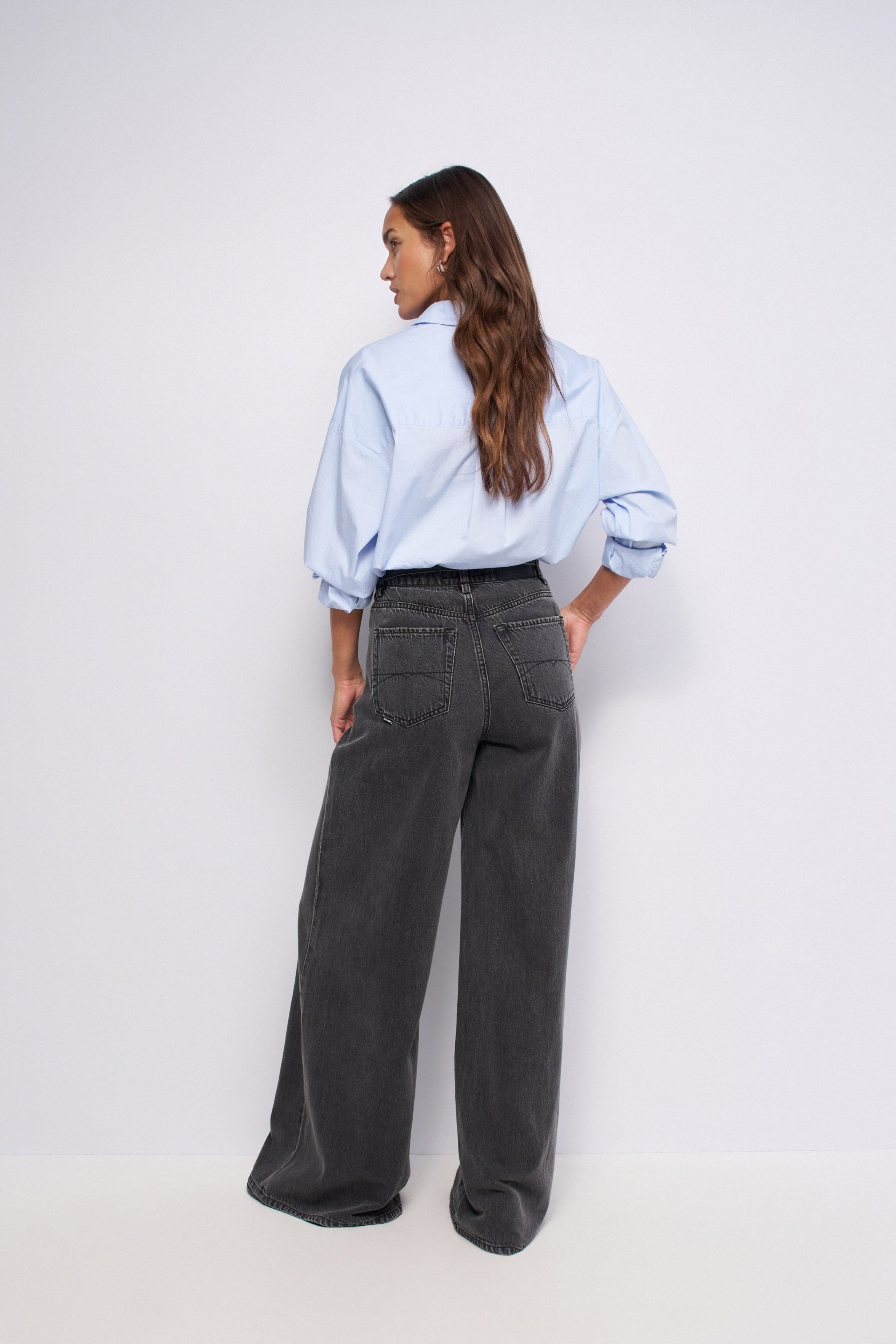 SUPER WIDE LEG JEANS