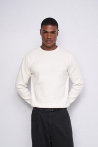 BRANDED SWEATSHIRT