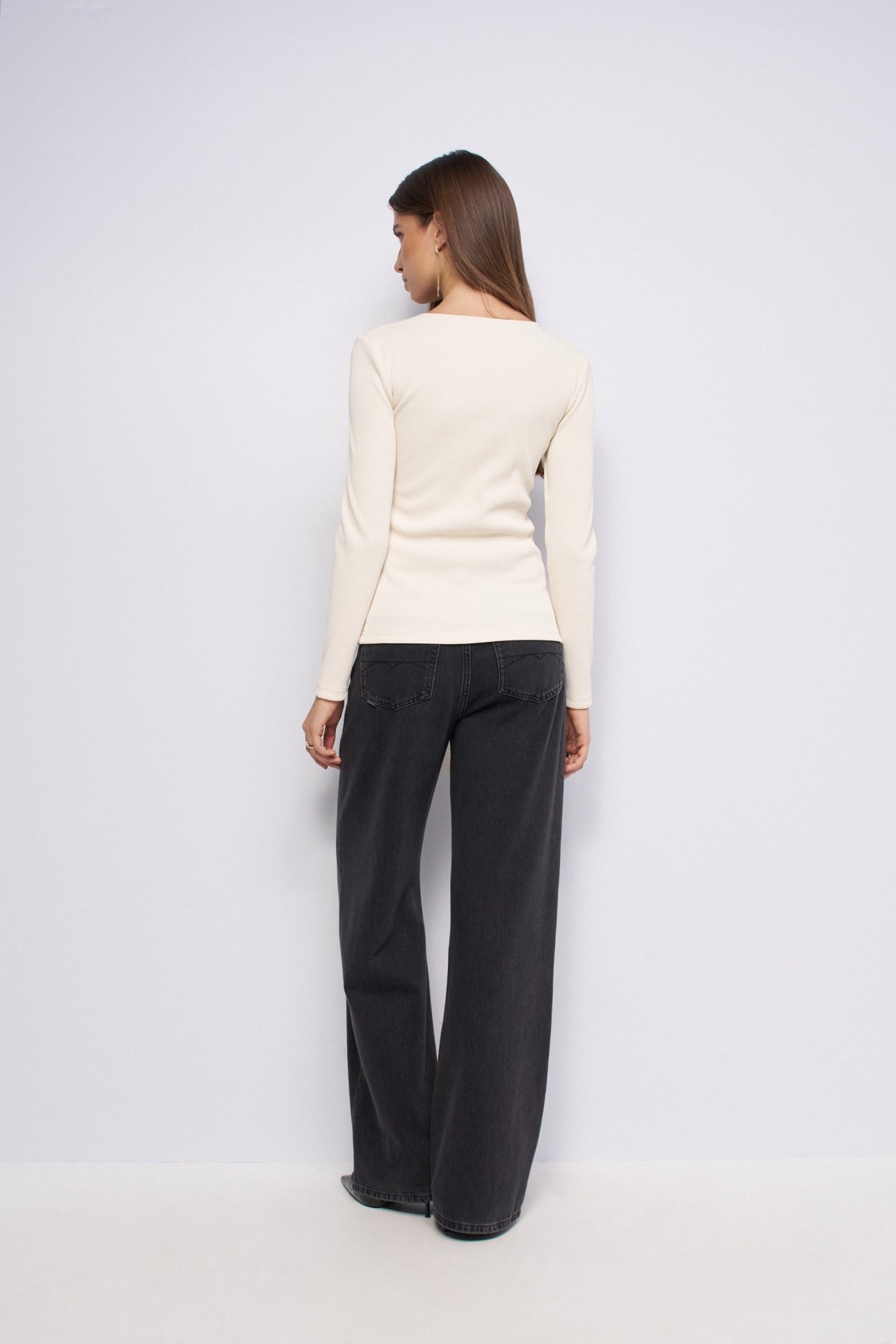 JUMPER WITH FRONT TIE