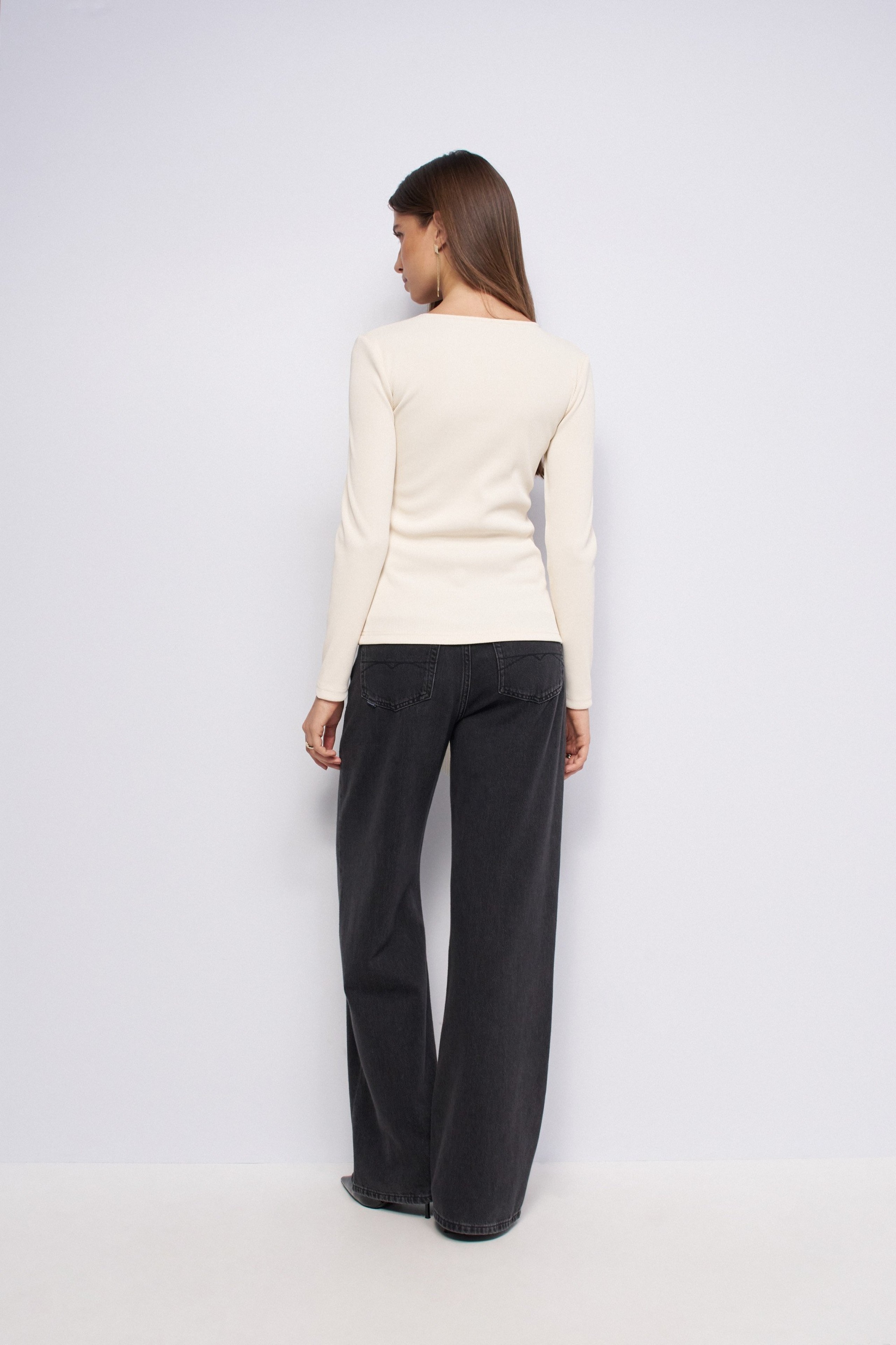 JUMPER WITH FRONT TIE