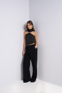 TOP COM APLIQUE MET�LICO