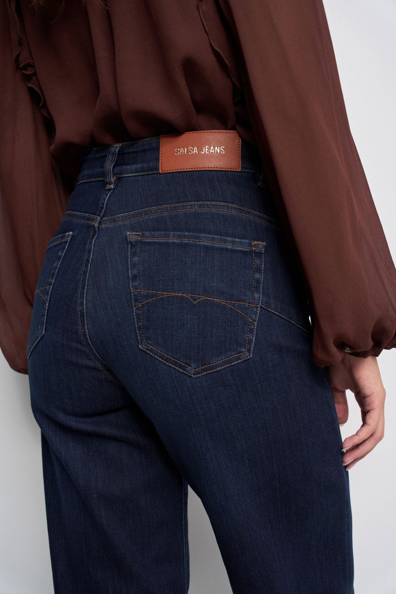 FAITH PUSH IN WIDE PERFECT SHAPE JEANS