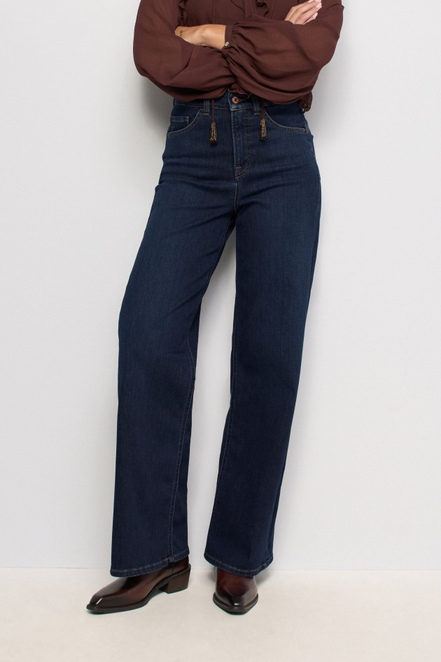 FAITH PUSH IN WIDE PERFECT SHAPE JEANS