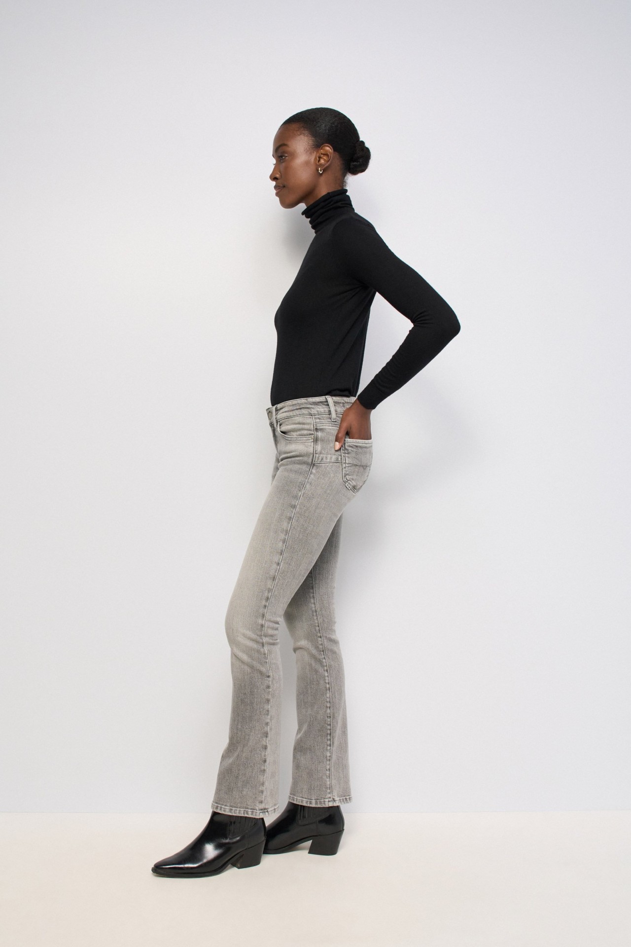 JEANS WONDER PUSH UP BOOTCUT