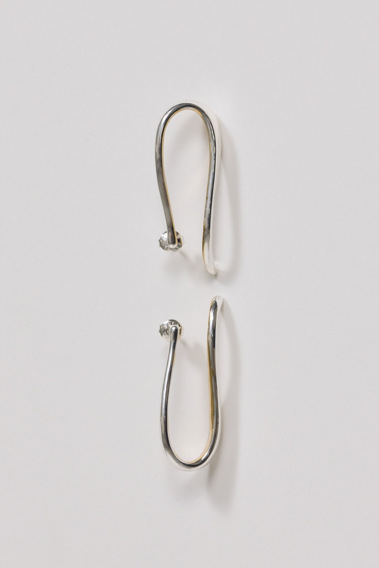 TWO-TONE IRREGULAR EARRINGS