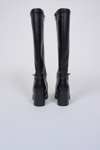 BOTTES HAUTES � TALON EN CUIR